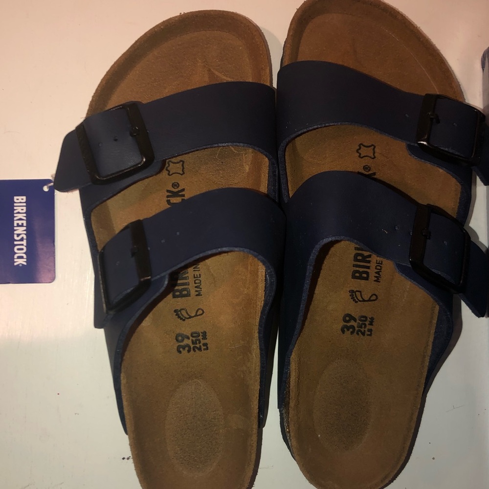 Never been worn women size 8 1/2-9 Birkenstock’s.